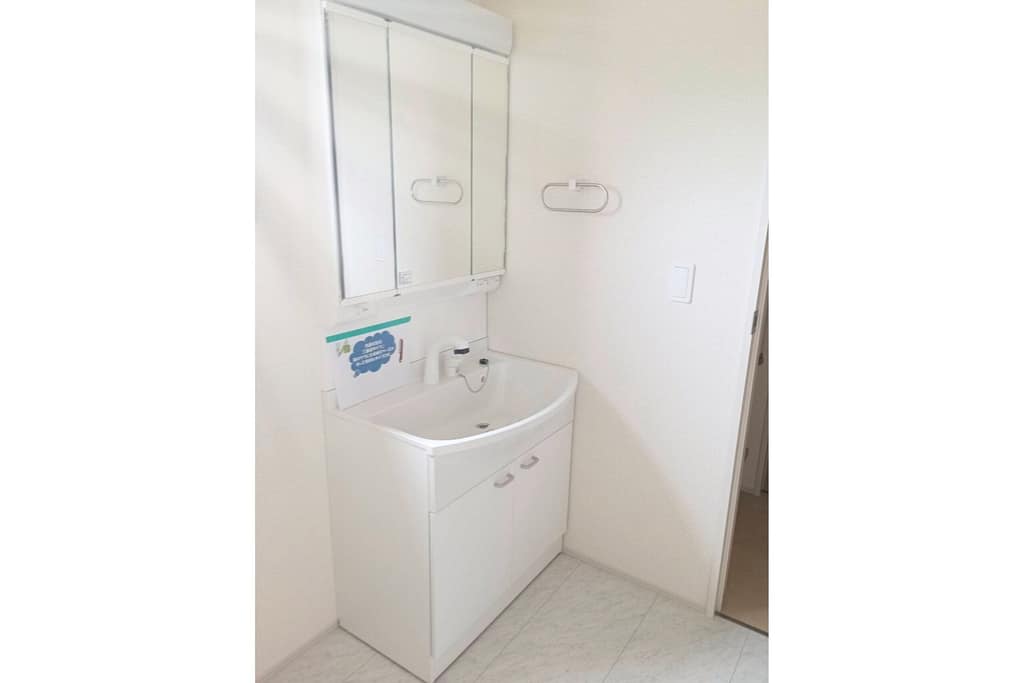 長野市で暮らしをデザインする不動産 土木外構 ワンストップ カズケン 洗面台