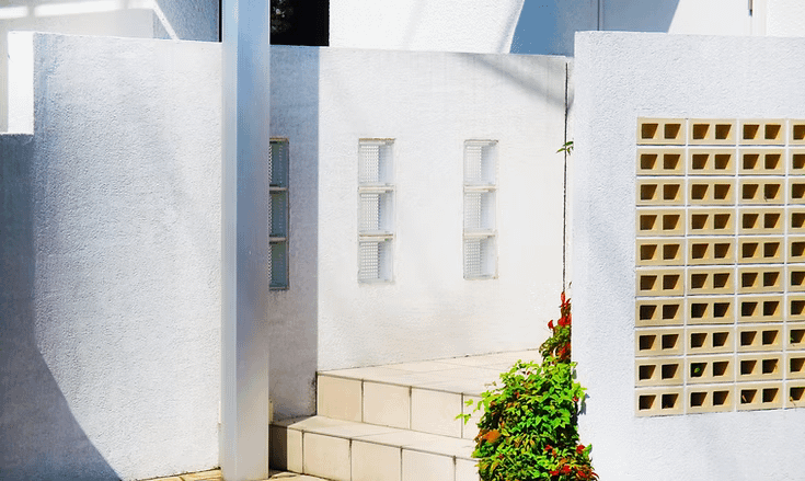 長野市で暮らしをデザインする不動産 土木外構 ワンストップ カズケン 画像 施工事例 目隠し